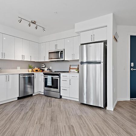 University Of Washington New Apartment Studio W/Kitchen And Balcony Σιάτλ Εξωτερικό φωτογραφία