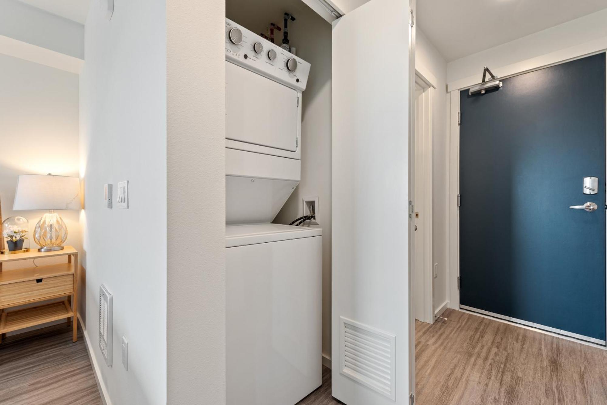 University Of Washington New Apartment Studio W/Kitchen And Balcony Σιάτλ Εξωτερικό φωτογραφία