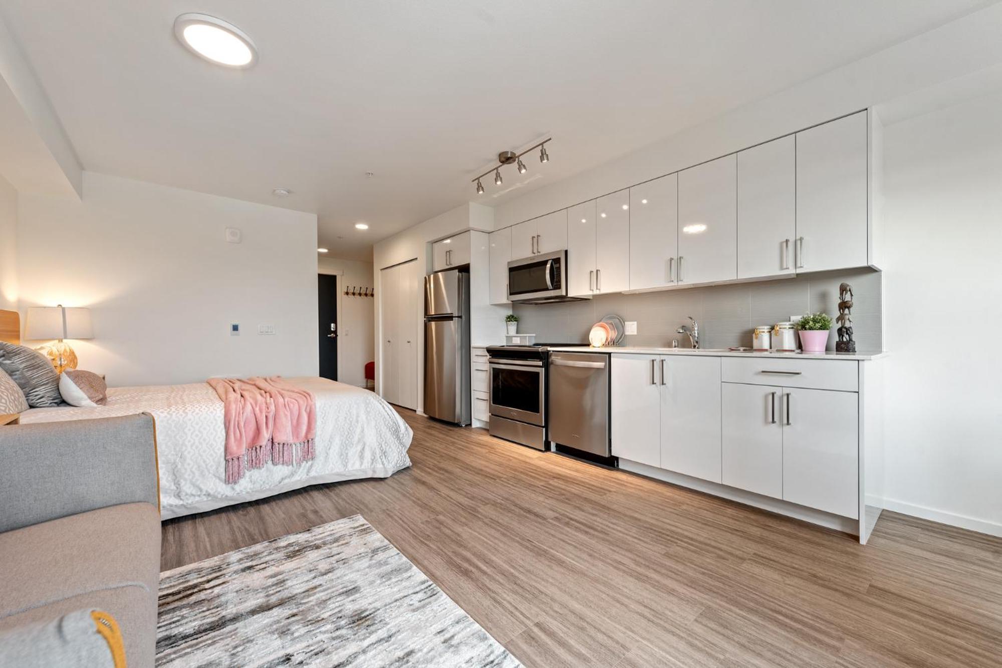 University Of Washington New Apartment Studio W/Kitchen And Balcony Σιάτλ Εξωτερικό φωτογραφία